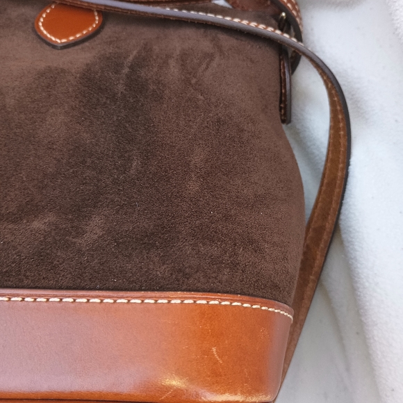 Dooney and Bourke brown suede Darcy satchel - Picture 9 of 10